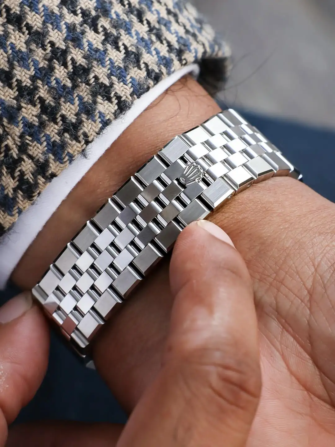Watch 5